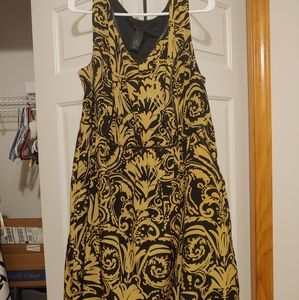 Black & Gold Pocket Dress